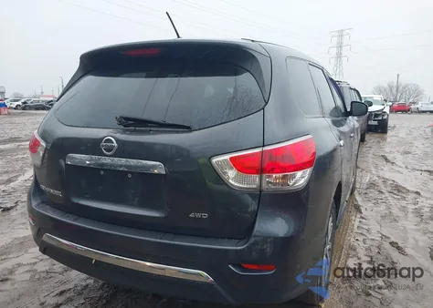 2013 Nissan Pathfinder S z USA, uszkodzony, nr VIN 5N1AR2MM6DC662880